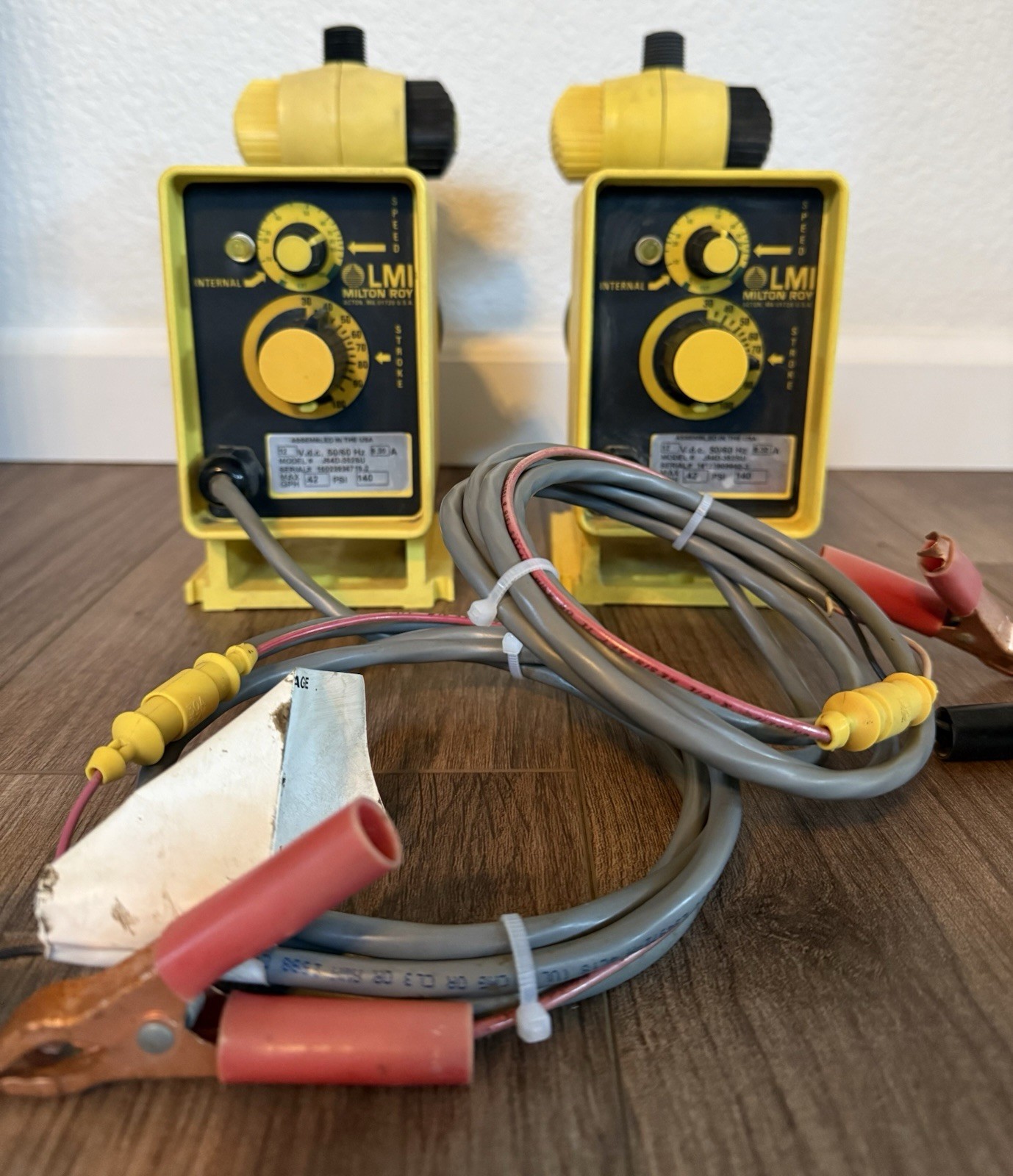 Lot Of 2 LMI MILTON ROY J54D-352SU 12V .42 GPH PSI 140 Lot Of 2 LMI MILTON ROY J54D-352SU 12V .42 GPH PSI 140