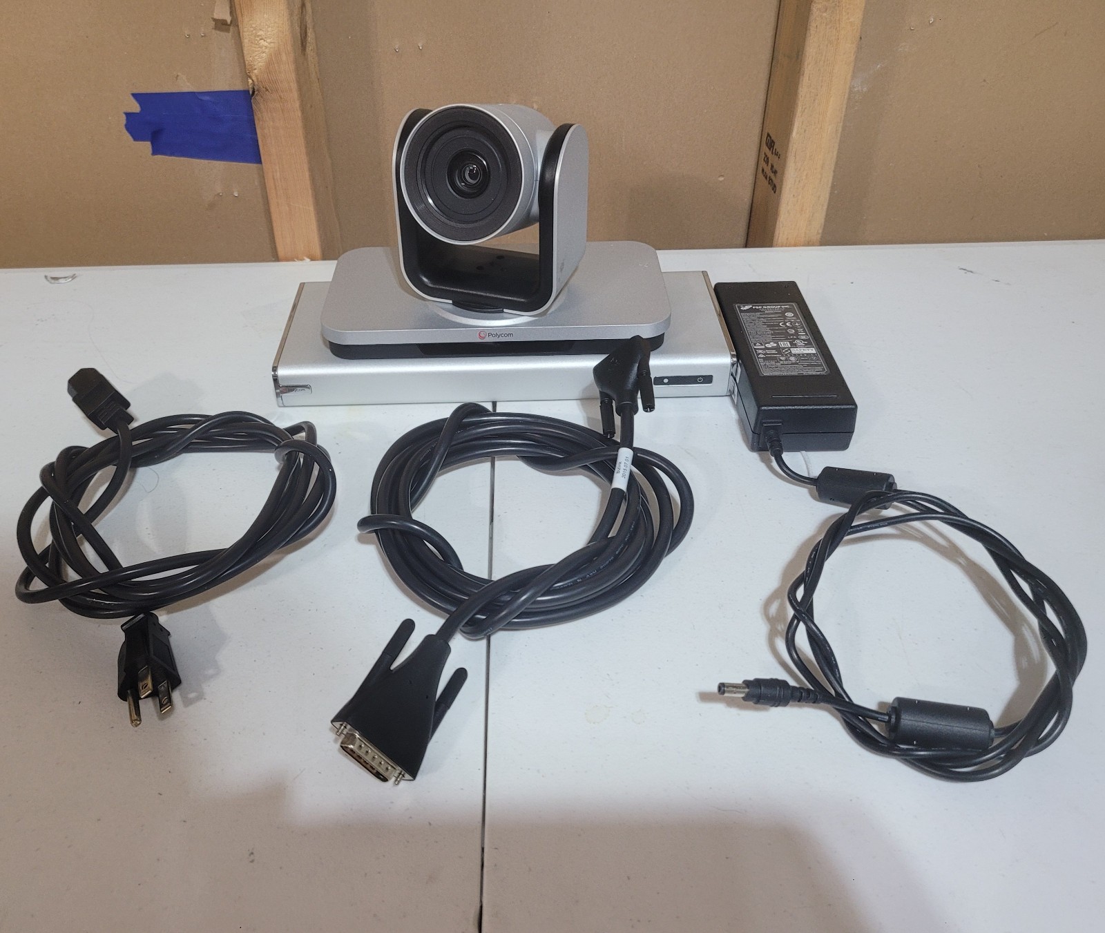 Polycom RealPresence Group 500 with MPTZ-10 Camera / PSU / 10 ft. Camera Cable Polycom RealPresence Group 500 with MPTZ-10 Camera / PSU / 10 ft. Camera Cable