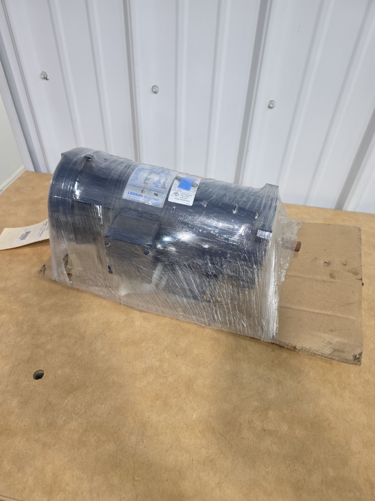 Leeson 108023.00 Permanent Magnet Motor 1750RPM 1HP 180VDC Leeson 108023.00 Permanent Magnet Motor 1750RPM 1HP 180VDC