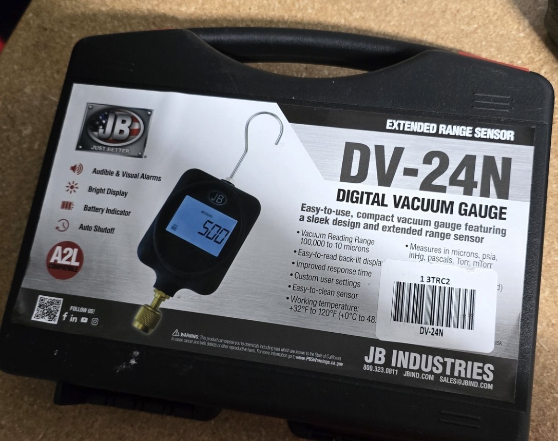 JB Industries DV-24N Digital Micron Vacuum Gauge with Case JB Industries DV-24N Digital Micron Vacuum Gauge with Case