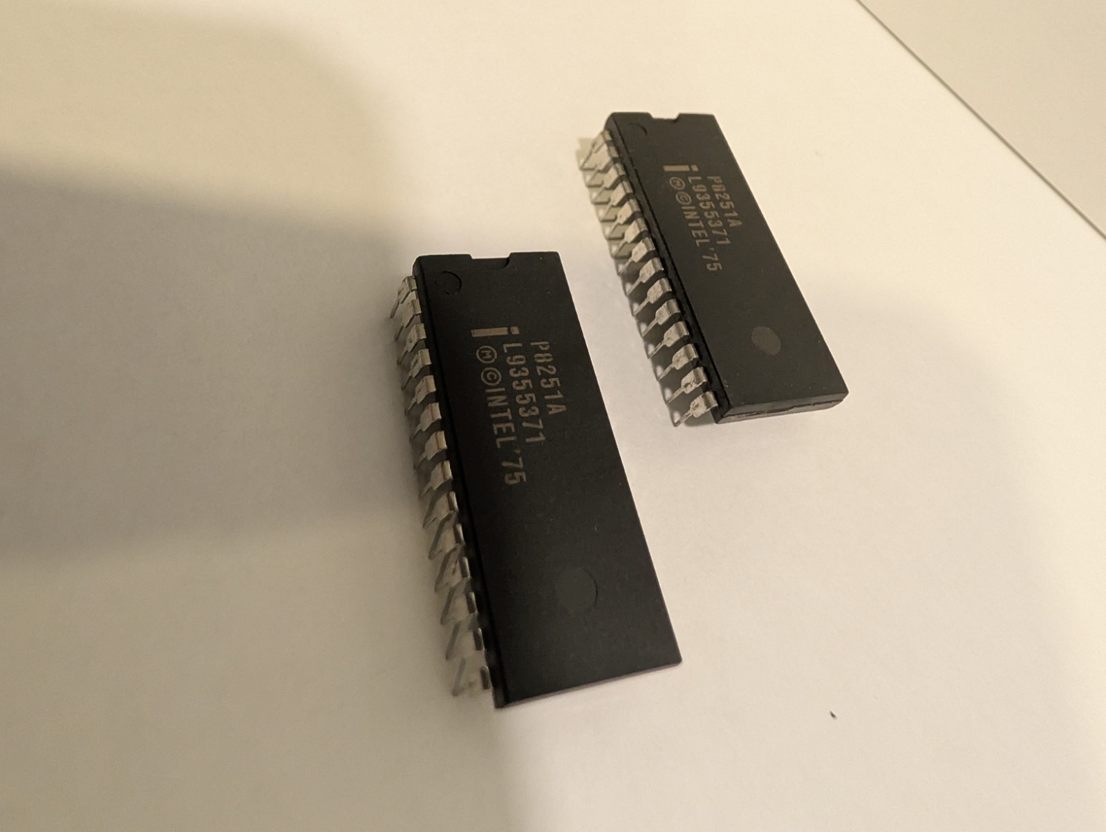 Lot of 25 - Vintage NOS Intel P8251A Programmable Comm Interface IC 28-Pin DIP