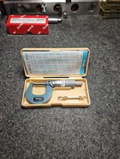 Mitutoyo 115-253 Scherical Anvil/Spindle Micrometer, 0- In picture
