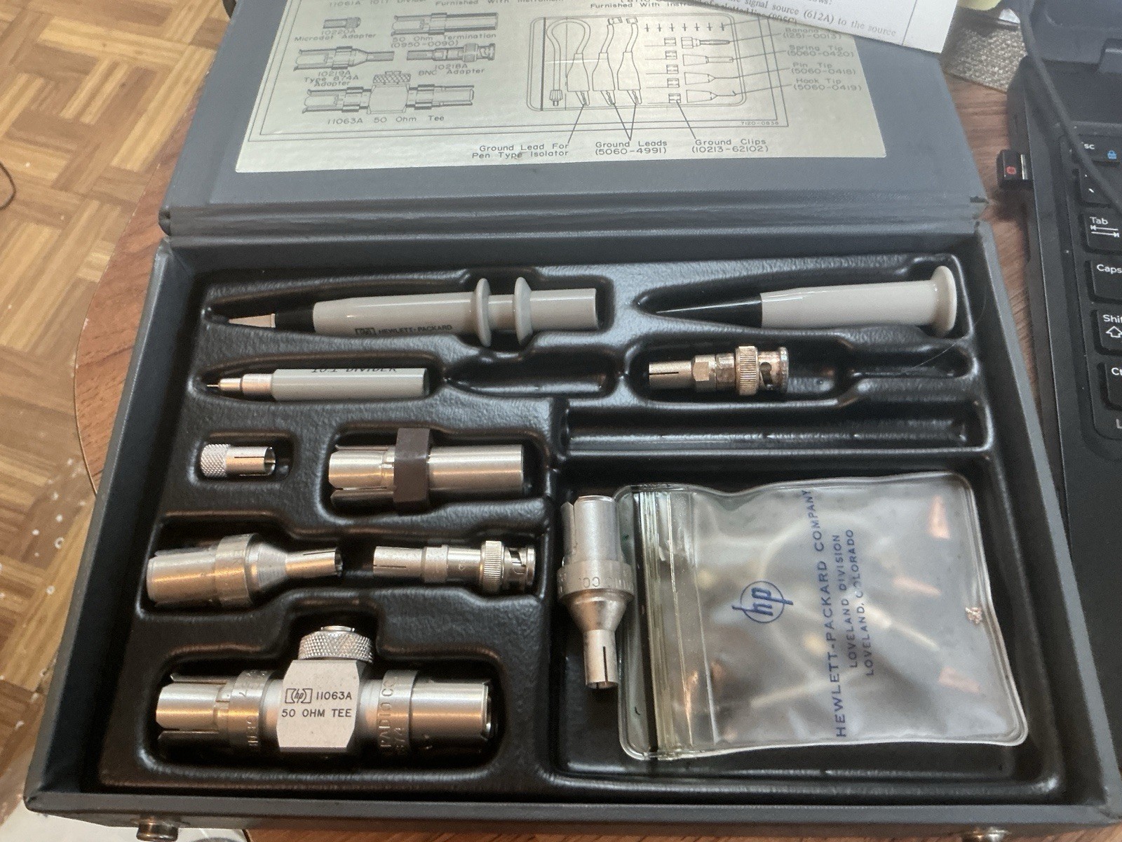 Vintage HP 3406A Probe Accessory Kit 11063A 50 Ohm Tee Adapters Case Vintage HP 3406A Probe Accessory Kit 11063A 50 Ohm Tee Adapters Case