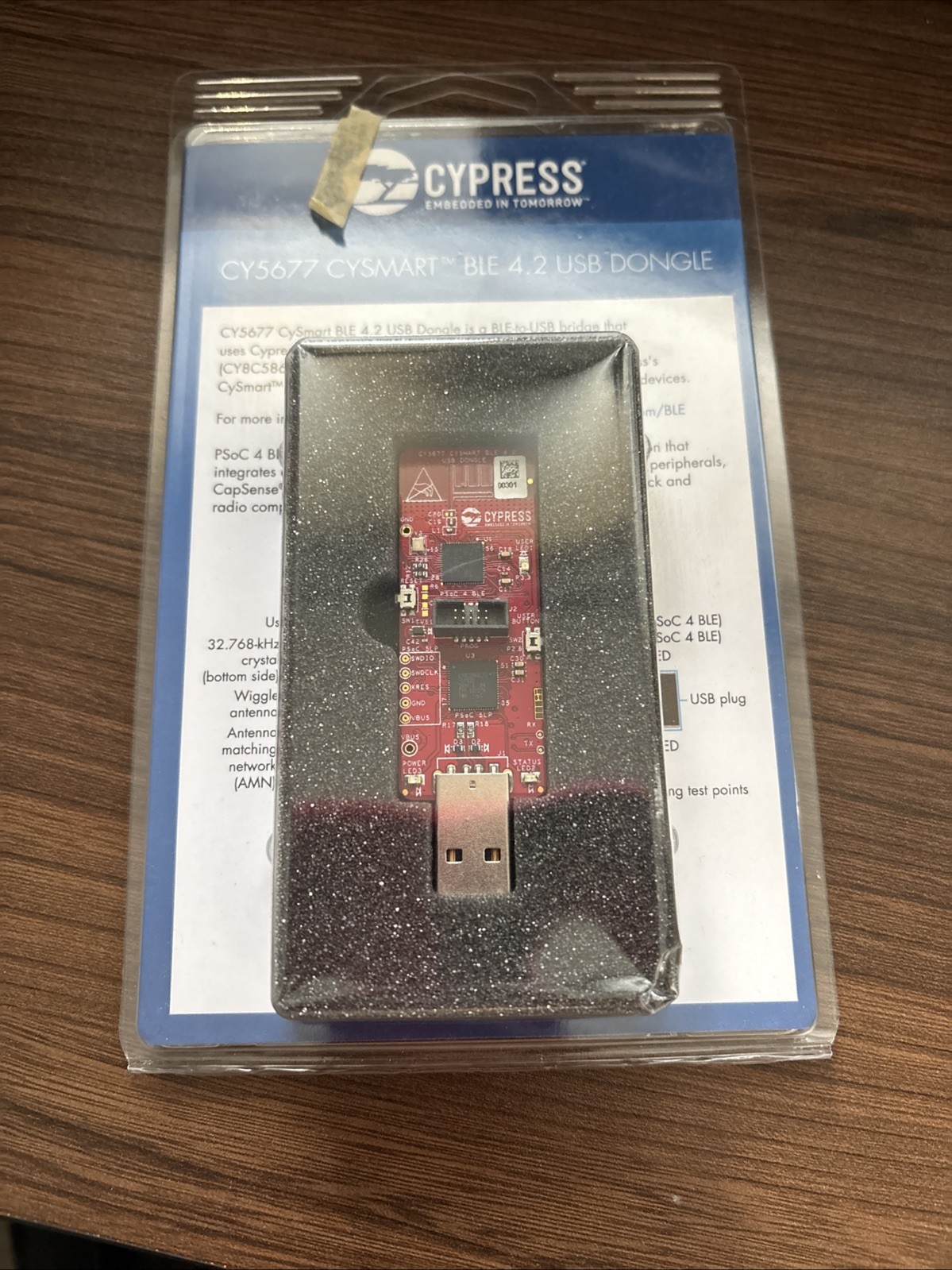 Cypress CY5677 CySmart BLE 4.2 USB Dongle Cypress CY5677 CySmart BLE 4.2 USB Dongle