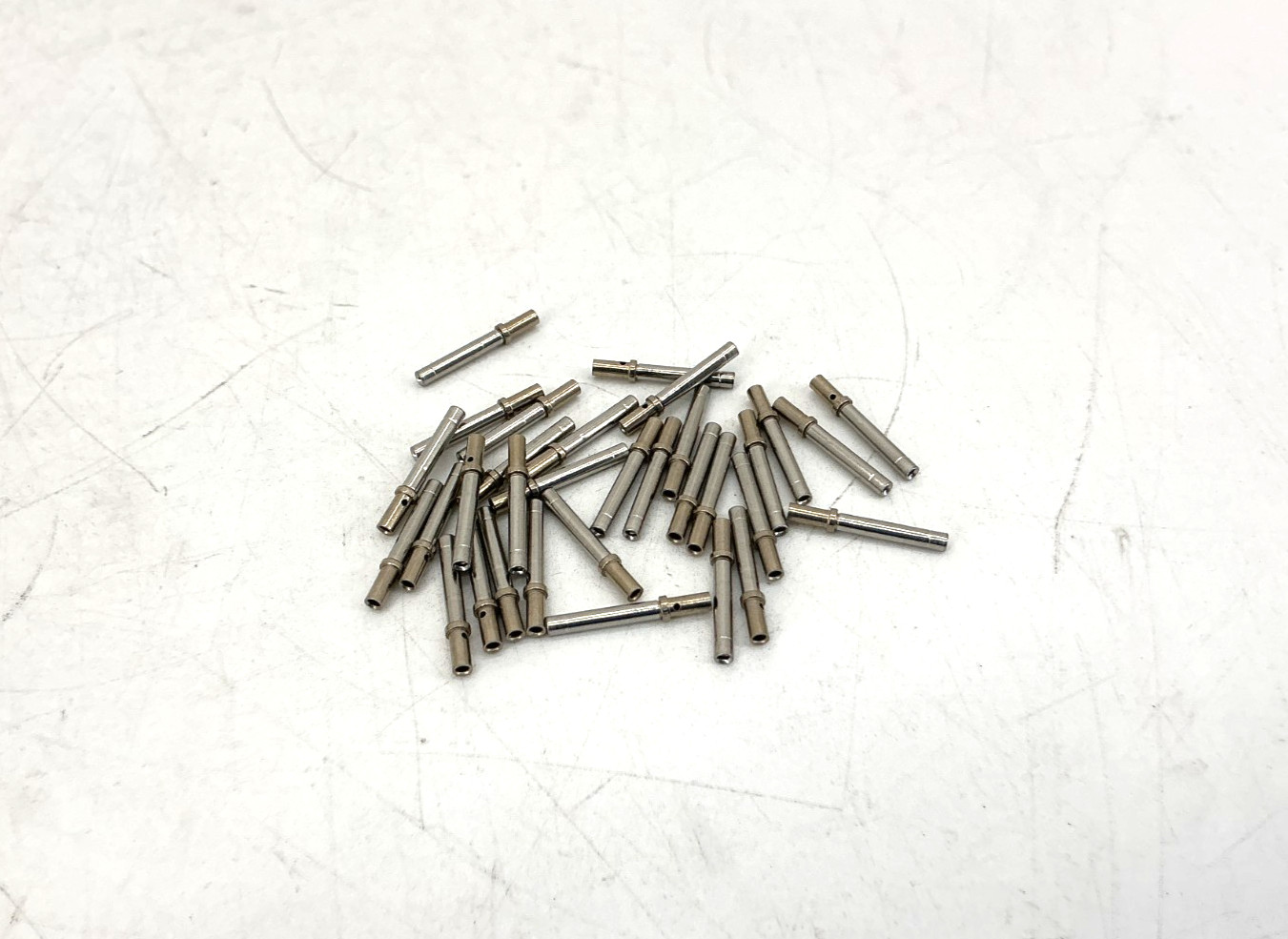 Lot of 32 New Deutsch 0462-201-20141 Contact Socket / Female Pin 20AWG Lot of 32 New Deutsch 0462-201-20141 Contact Socket / Female Pin 20AWG