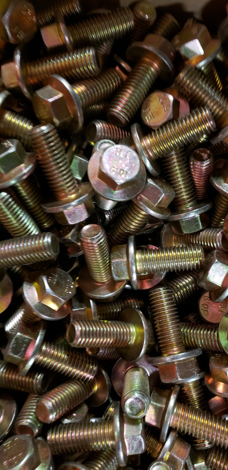 M12-1.75 X 50MM 10.9 Hex Flange Bolt Yellow Zinc Coarse Thread M12-1.75 X 50MM 10.9 Hex Flange Bolt Yellow Zinc Coarse Thread