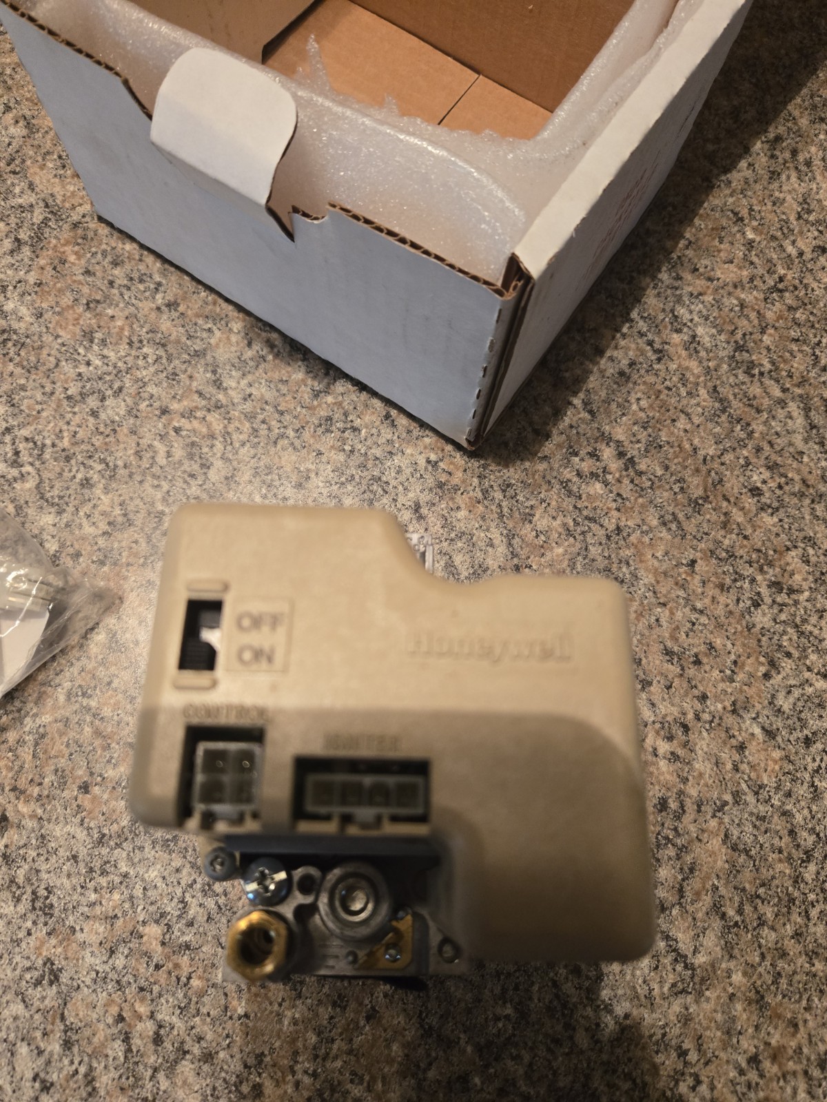 Honeywell Smart Valve Gas Control Valve SV9501M2528 Honeywell Smart Valve Gas Control Valve SV9501M2528