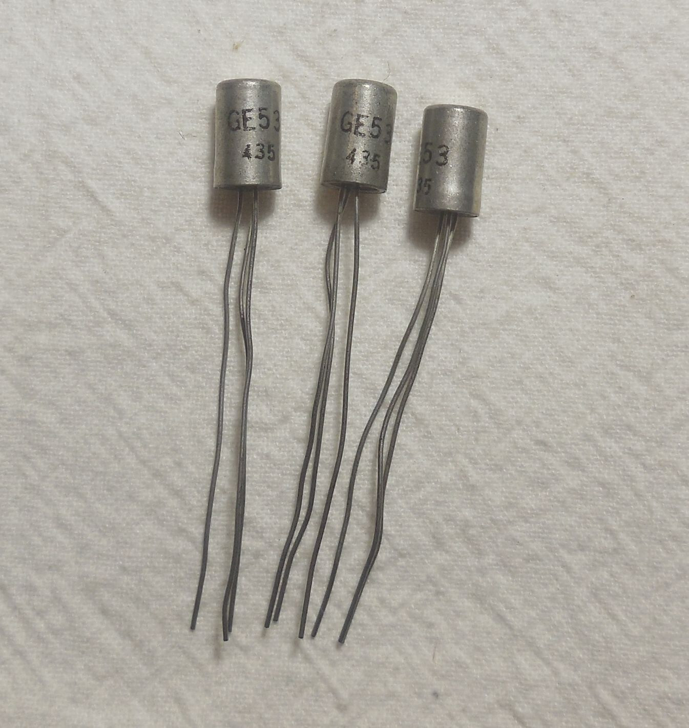 Qty(3) NOS GE-53 General Electric PNP Audio Output Germanium Transistor NTE158 Qty(3) NOS GE-53 General Electric PNP Audio Output Germanium Transistor NTE158
