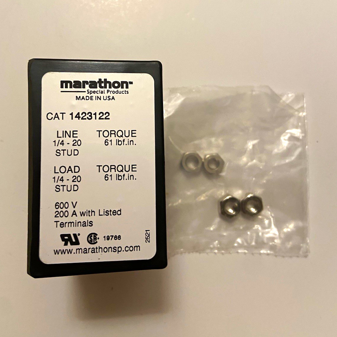 Marathon Terminal Block 3-Pole 3-Port 1/4-20 Stud 600V 200A Panel Mount Black Marathon Terminal Block 3-Pole 3-Port 1/4-20 Stud 600V 200A Panel Mount Black