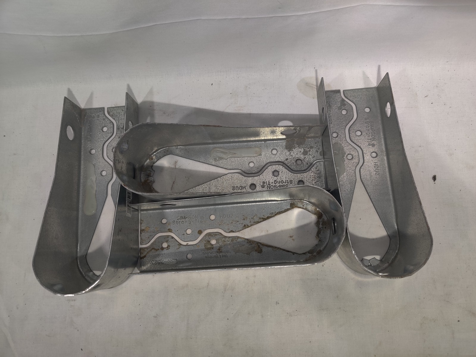lot, 4 Simpson Strong-Tie HDU2-SDS2.5 Galvanized Holdown Bracket Structural Tie