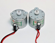 2 pcs Small Electric Motor 9-12v DC 1.25 inch x 1.5 inch 2400 RPM Lot of 2 picture