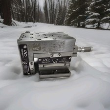 Newport 562 Series picture