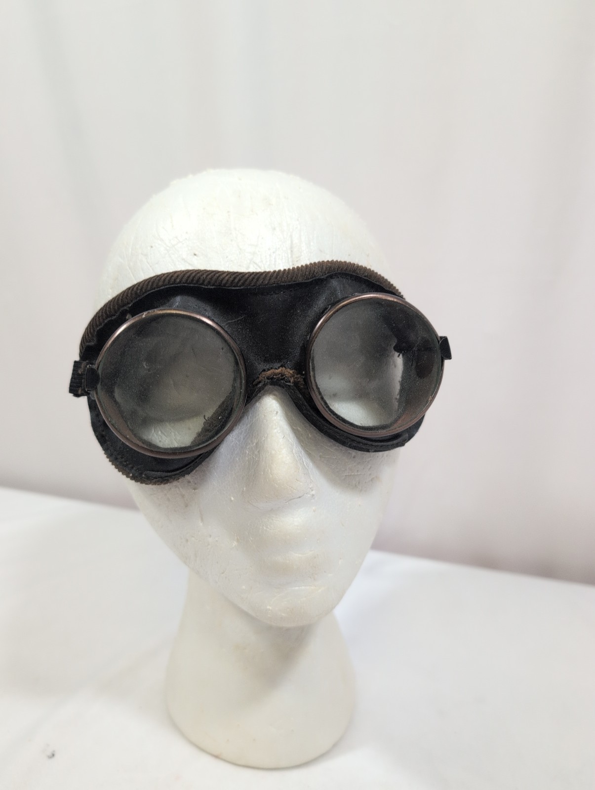 Rare Vintage Willson Safety Glasses Goggles Steam Punk Halloween Rare Vintage Willson Safety Glasses Goggles Steam Punk Halloween