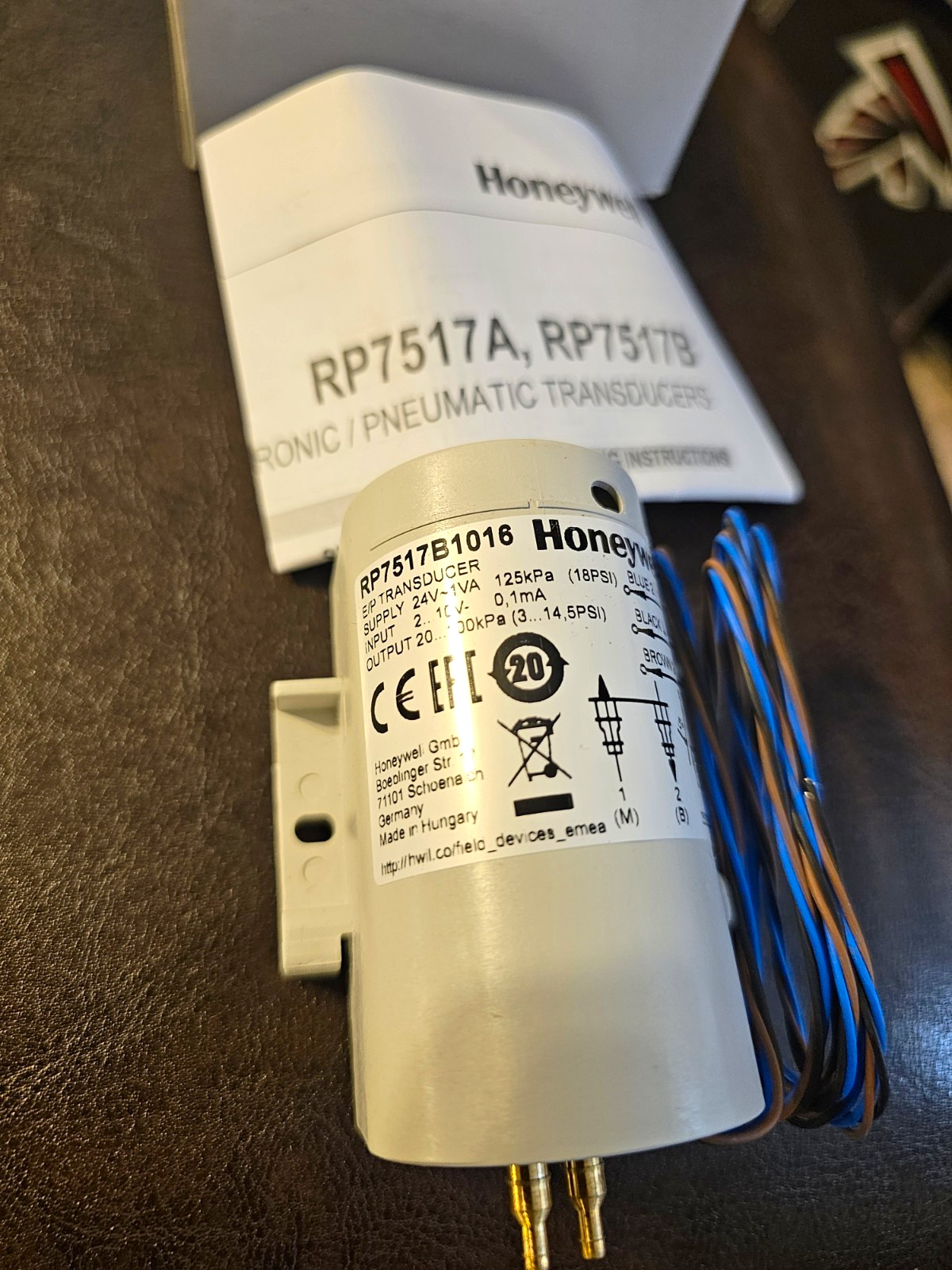 Honeywell RP7517B1016 Differential Pressure Transducer DC Analog Panel Cable Honeywell RP7517B1016 Differential Pressure Transducer DC Analog Panel Cable
