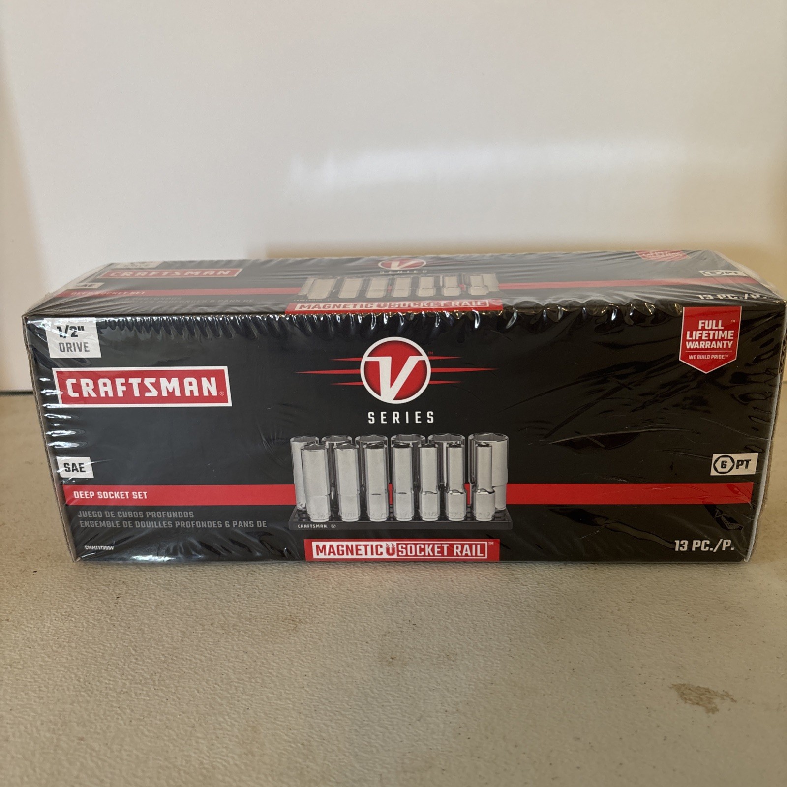 Craftsman CMMT17395V V Series 1/2in Drive 13pc SAE Deep Socket Set Craftsman CMMT17395V V Series 1/2in Drive 13pc SAE Deep Socket Set