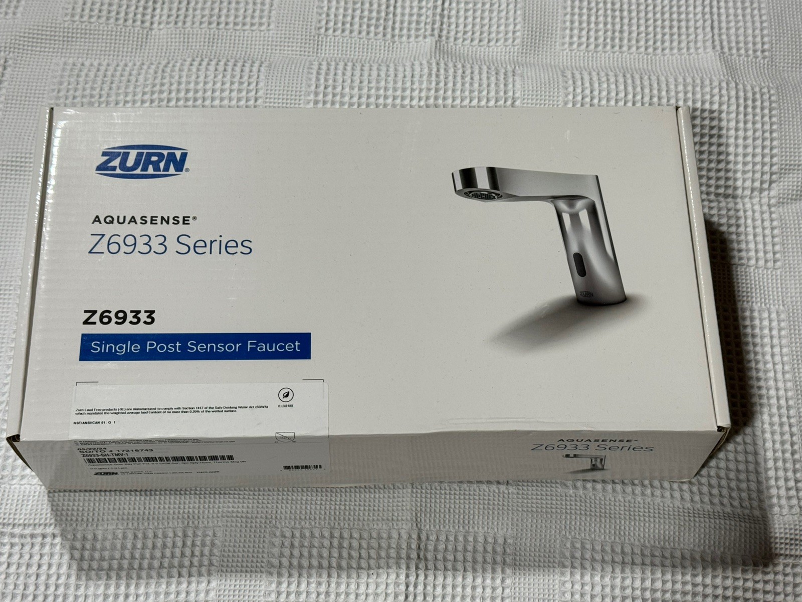 Zurn Z6933 Aquasense Single Hole Sensor Faucet 0.5 GPM NEW w/ Zurn Z6933 Aquasense Single Hole Sensor Faucet 0.5 GPM NEW w/