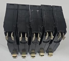 SQUARE D QO120 CIRCUIT BREAKER 1 pole 20 amp 120/240V  picture