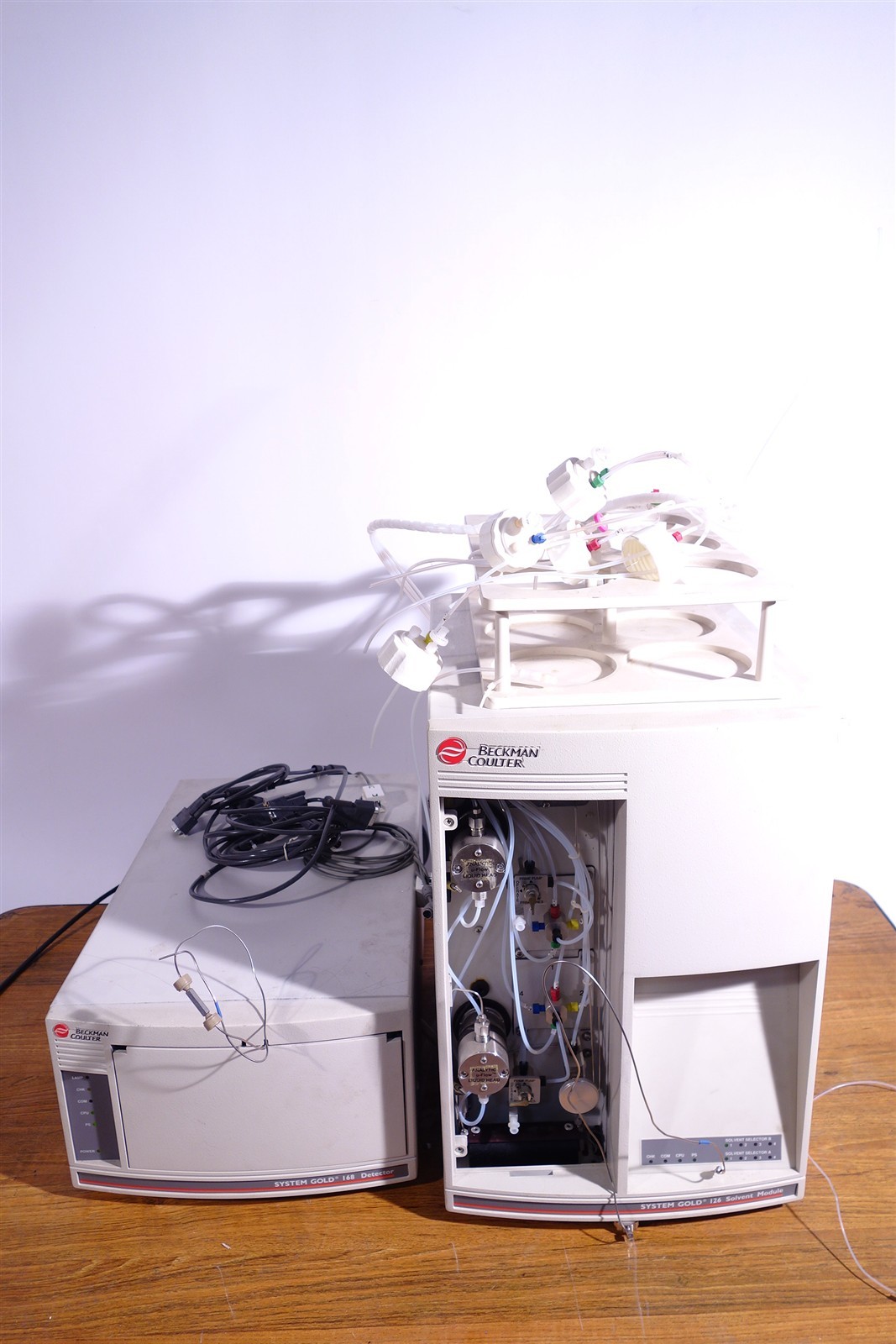 Beckman System Gold 168 Detector and 126 Solvent Module HPLC System Beckman System Gold 168 Detector and 126 Solvent Module HPLC System