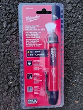 Milwaukee 3203-20 Dual Range Non-Contact Voltage Detector w/LED picture