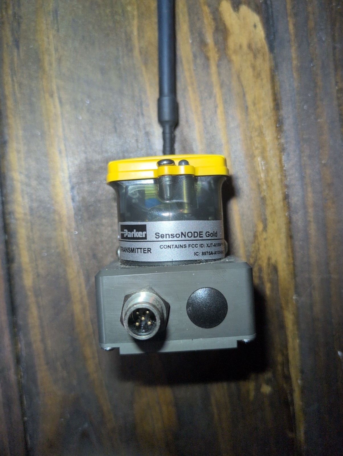 NEW PARKER SENSONODE GOLD Transmitter XJ7-A10040601 SN322-2 NEW PARKER SENSONODE GOLD Transmitter XJ7-A10040601 SN322-2