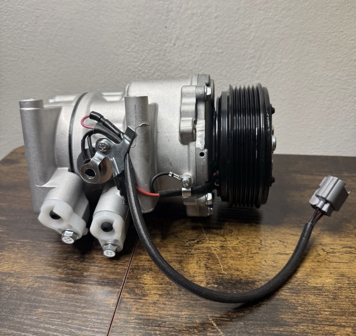 A/C Compressor w/Clutch 3057AC for 1994-2000 Honda Civic 1997-2001 CR-V 1.6L A/C Compressor w/Clutch 3057AC for 1994-2000 Honda Civic 1997-2001 CR-V 1.6L