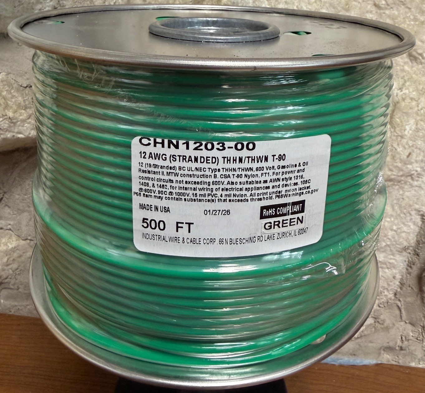 500 FT THHN/THWN WIRE. 12AWG STR BC 600 VOLT. MADE IN USA. GREEN OR STRIPED 500 FT THHN/THWN WIRE. 12AWG STR BC 600 VOLT. MADE IN USA. GREEN OR STRIPED
