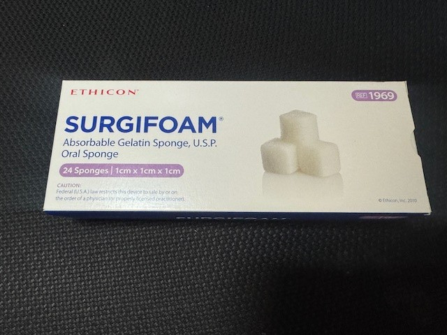 SURGIFOAM Absorbable Gelatin Sponge - 1 x 1 x 1cm - 24pcs REF 1969 SURGIFOAM Absorbable Gelatin Sponge - 1 x 1 x 1cm - 24pcs REF 1969