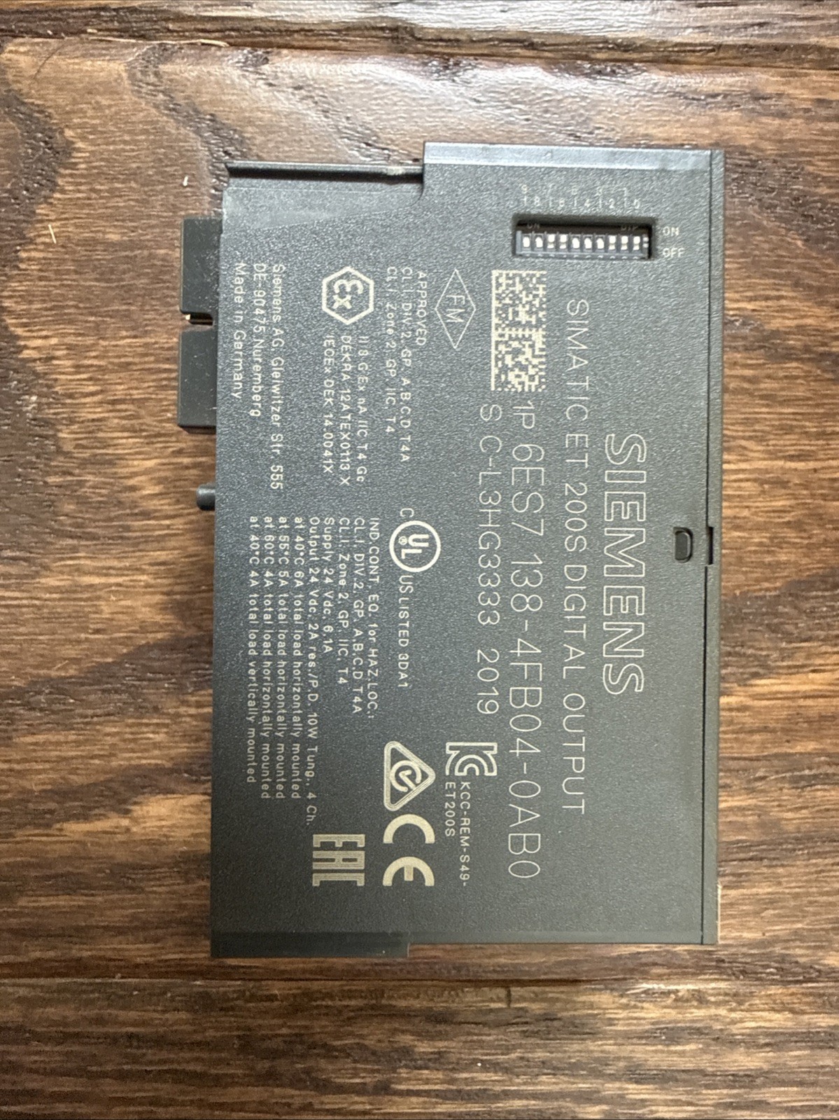 Siemens ET 200S Digital OUT, 6ES7 138-4FB04-0AB0, 6ES7138-4FB04-0AB0 (3Stk./pcs. Siemens ET 200S Digital OUT, 6ES7 138-4FB04-0AB0, 6ES7138-4FB04-0AB0 (3Stk./pcs.
