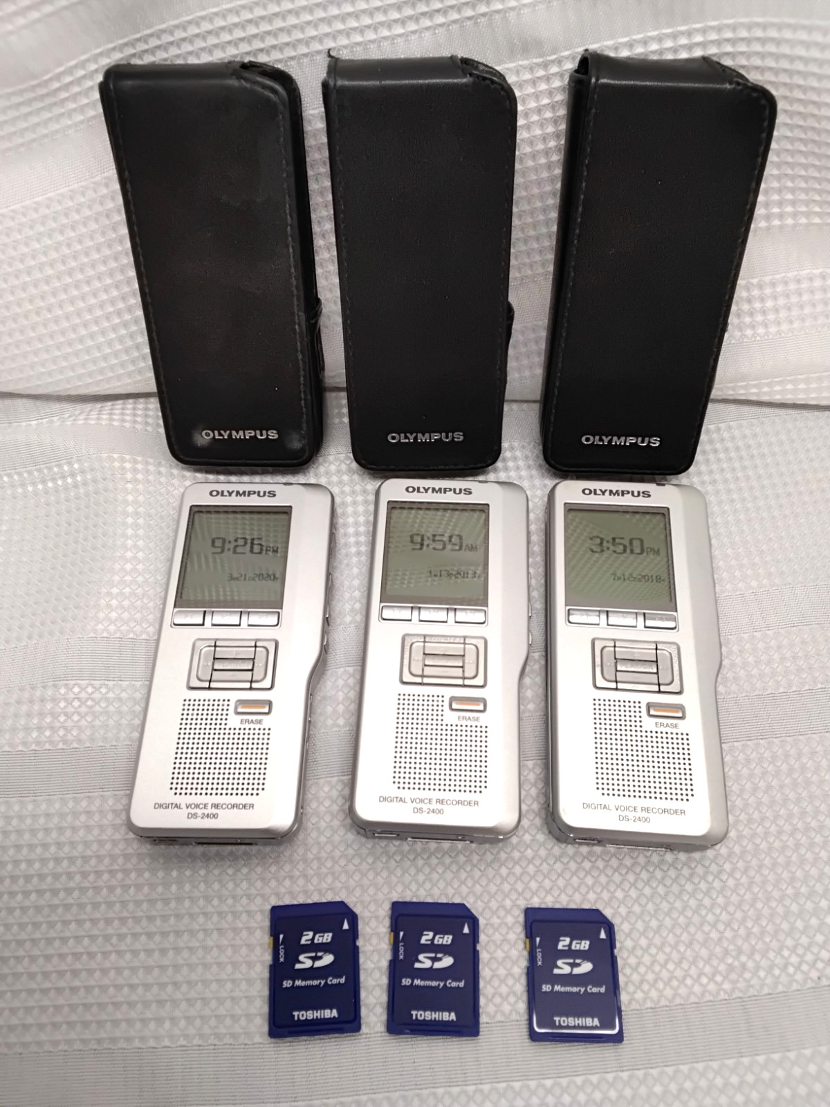 [Lot of 3] Olympus DS-2400 Digital Voice Recorders with Cases and 2GB SD Cards