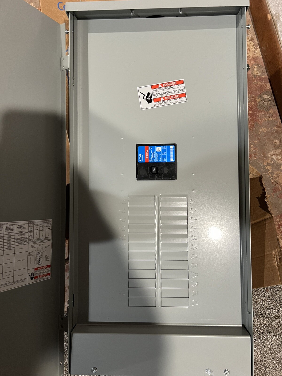 Eaton CHP24B200R Main Breaker Loadcenter Eaton CHP24B200R Main Breaker Loadcenter