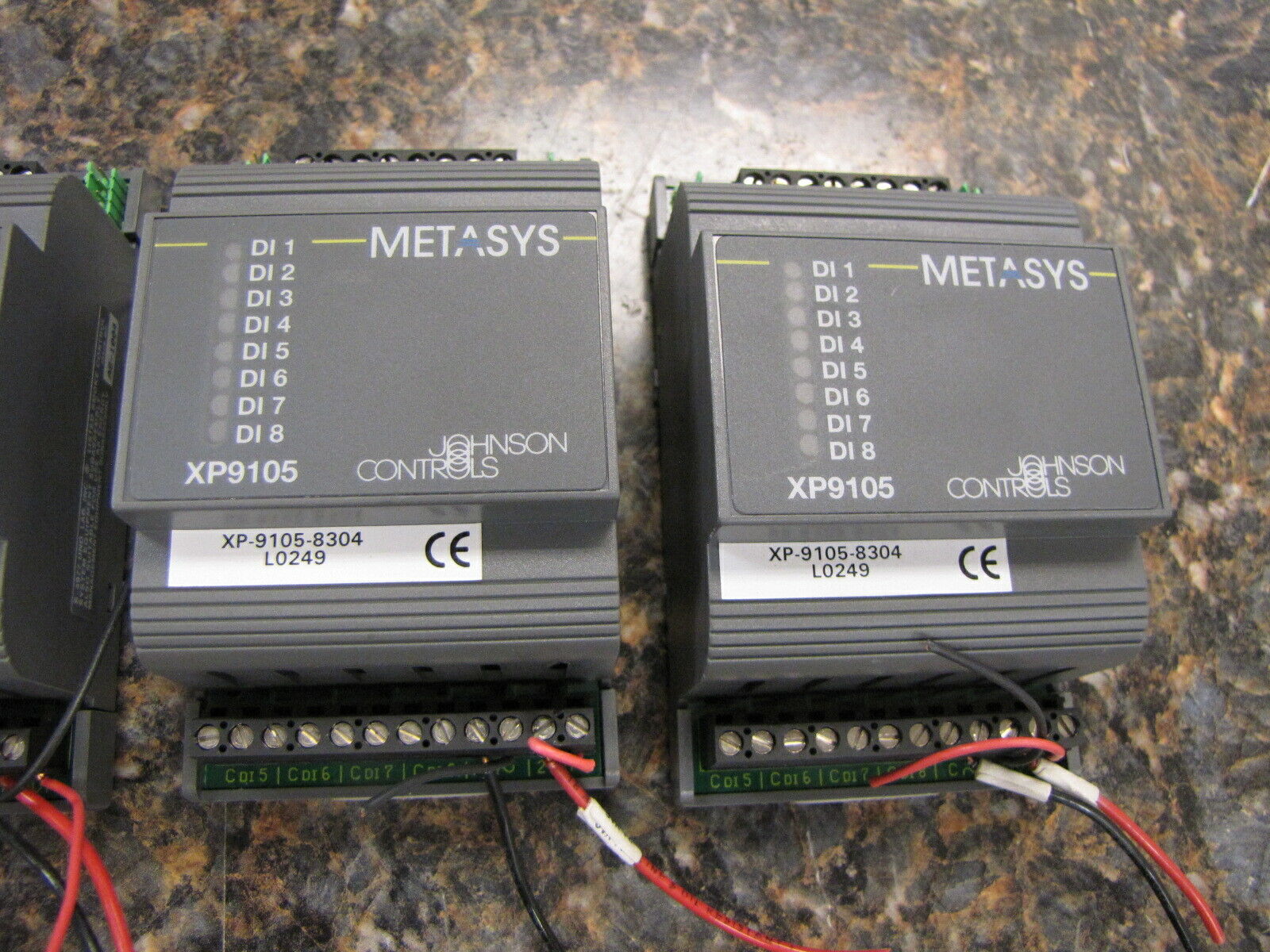 Lot of (2) METASYS Johnson Controls XP9105 XP-9105-8304 Extension modules Qty