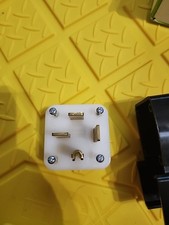 LEVITON 2POLE 3WIRE STRAIGHT BLADE ANGLE PLUG 9650-P 50A-250V picture