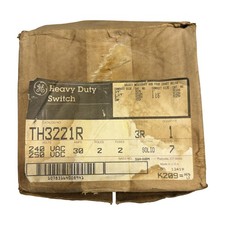 GE TH3221R 30A 2-Pole 240V Heavy Duty Safety Switch Type 3R Fusible picture