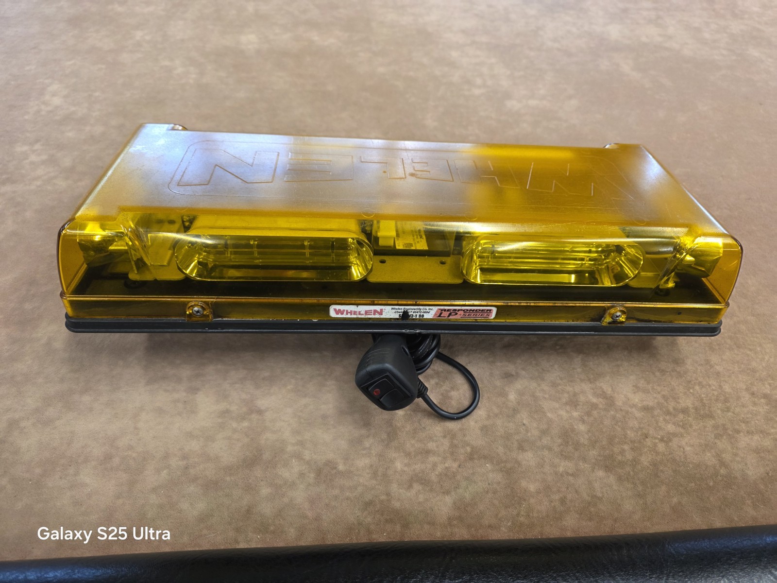 Whelen Responder LP Series Amber LED Lightbar Whelen Responder LP Series Amber LED Lightbar