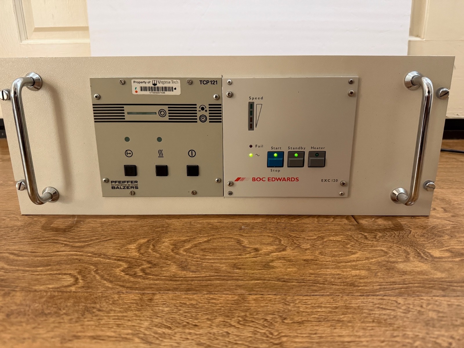 Pfeiffer Balzers TCP 121 Turbo Pump Controller w/ BOC Edwards EXC120 Drive Rack Pfeiffer Balzers TCP 121 Turbo Pump Controller w/ BOC Edwards EXC120 Drive Rack