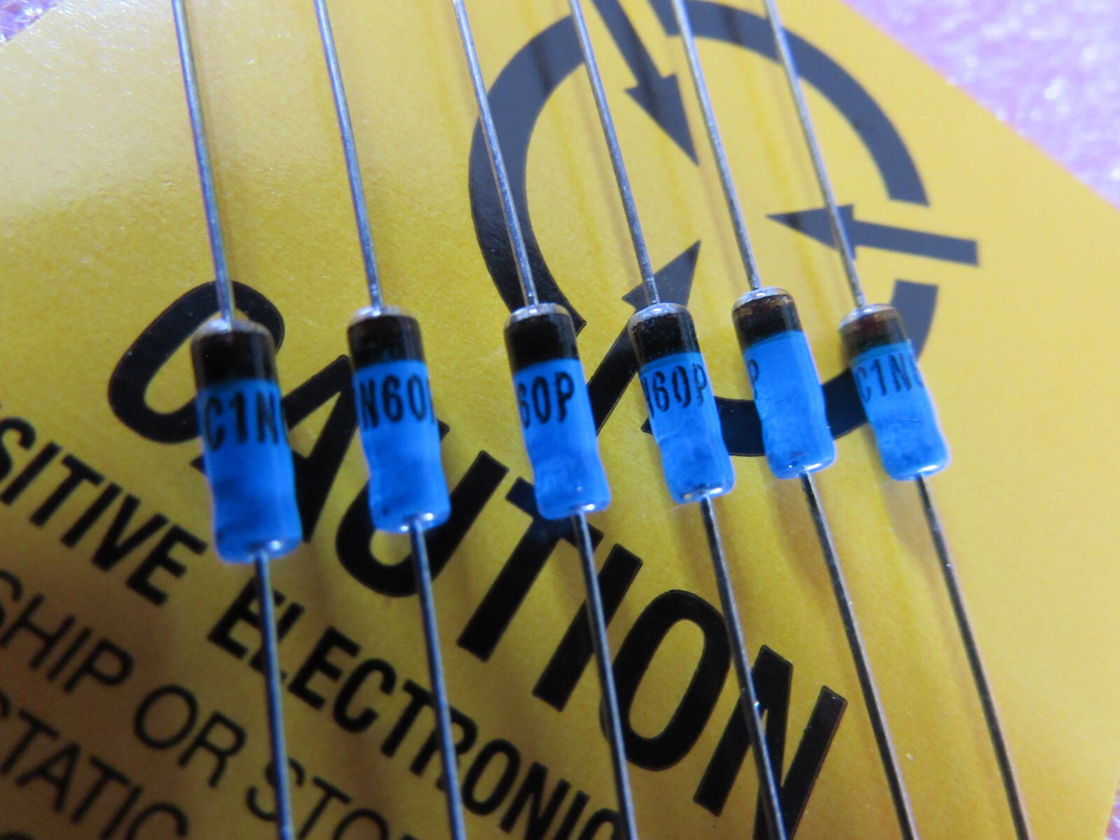 1N60P, 1N60 Central Semi Gold Bonded Germanium Glass Diodes Vintage 6pcs NOS USA 1N60P, 1N60 Central Semi Gold Bonded Germanium Glass Diodes Vintage 6pcs NOS USA