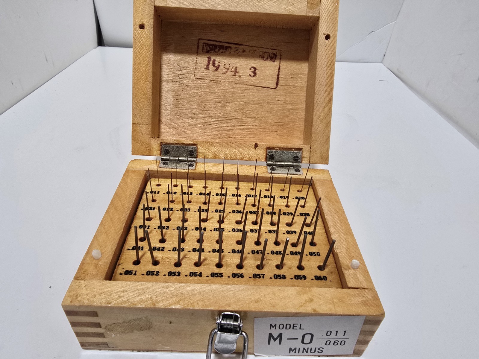 Model M-0 MINUS Pin Plug Gage Set .011 - .060 Machinist Precision NOS Wooden Box Model M-0 MINUS Pin Plug Gage Set .011 - .060 Machinist Precision NOS Wooden Box