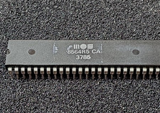 MOS 8564R5 CA VIC-IIe NTSC 40-Column Chip Commodore C128 Tested Working picture