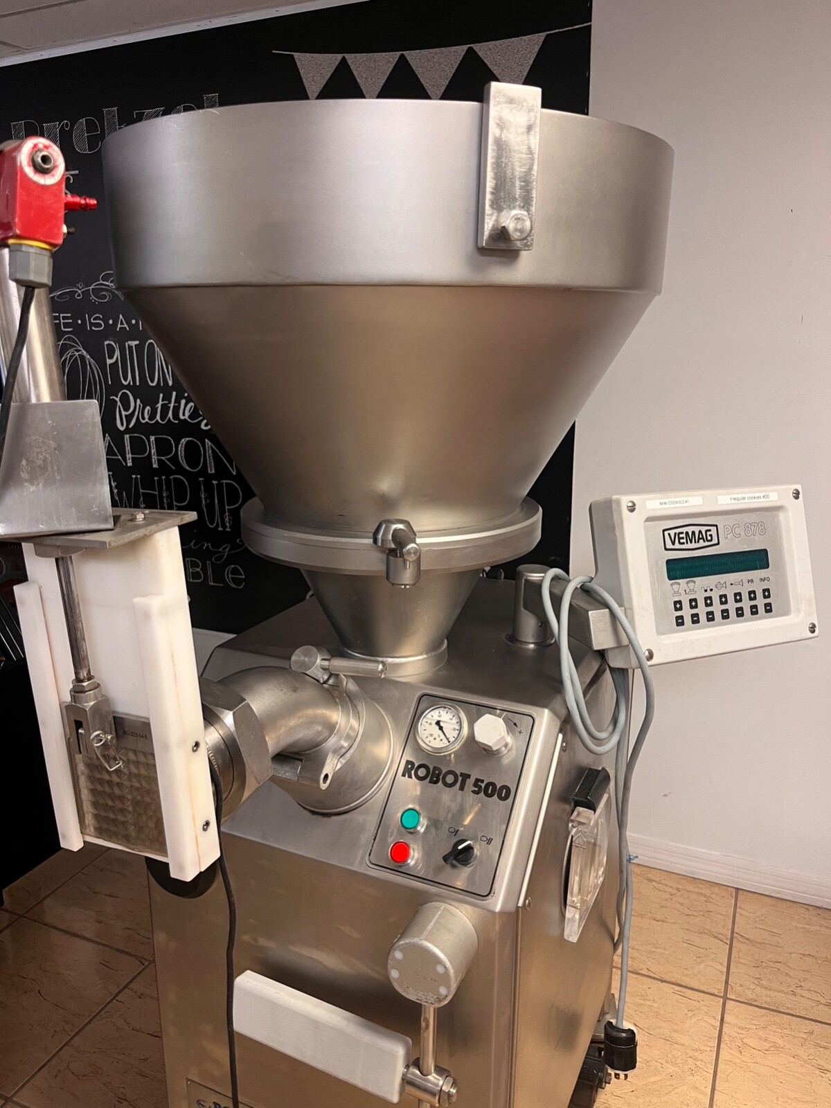 VEMAG ROBOT 500 REISER DOUGH EXTRUDER , GUILLOTINE PORTIONER CUTTER ( 2015)PC878 VEMAG ROBOT 500 REISER DOUGH EXTRUDER , GUILLOTINE PORTIONER CUTTER ( 2015)PC878