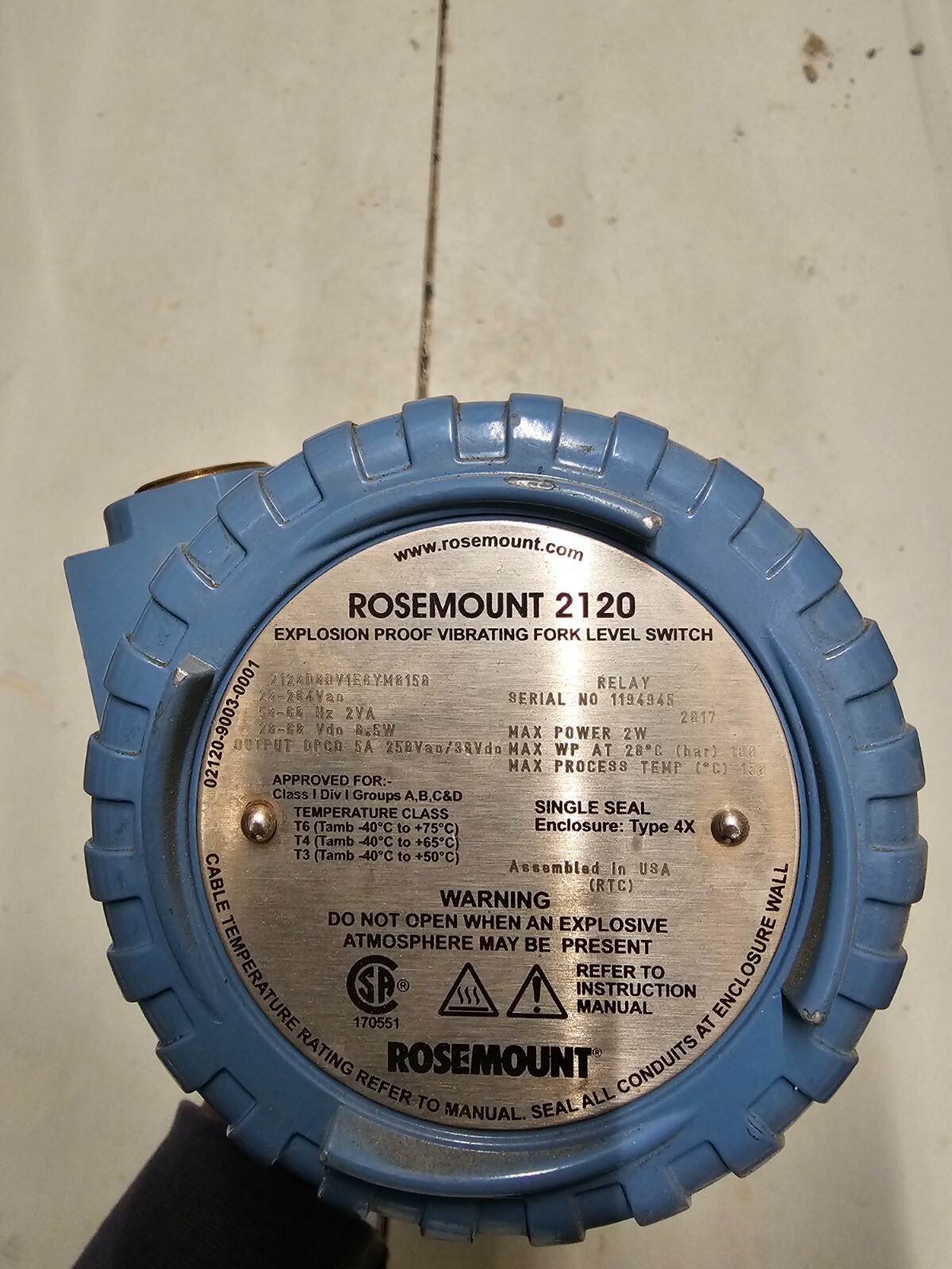 Rosemount 2120D1DV1E5YE0180 Vibrating Level Switch 20-264v-ac GREAT DEAL