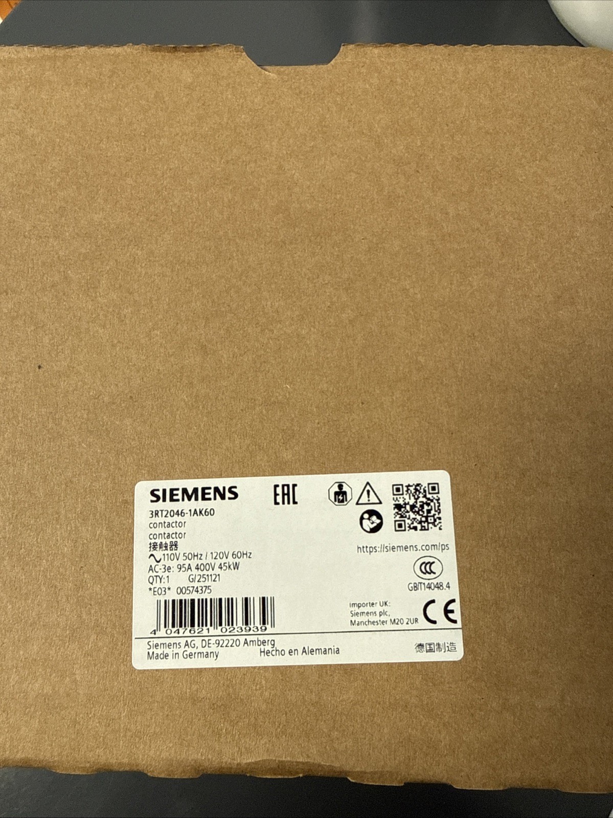 Siemens SIRIUS 3RT2046-1AK60 IEC Contactor 3 pole 95A 110/120V coil Siemens SIRIUS 3RT2046-1AK60 IEC Contactor 3 pole 95A 110/120V coil