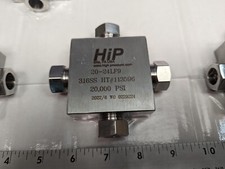 GRACO 2024LF9 HIP High Pressure Cross 316SS 20000 PSI 4 Ports 9/16