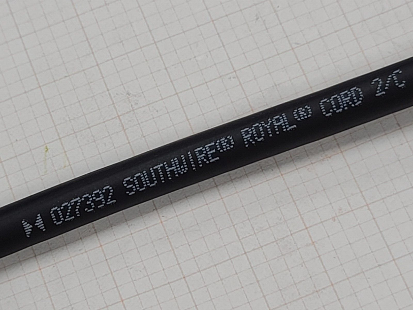Southwire 16/2C Royal SOOW 600V 90C CPE Portable Power Cable Cord Black /25ft Southwire 16/2C Royal SOOW 600V 90C CPE Portable Power Cable Cord Black /25ft