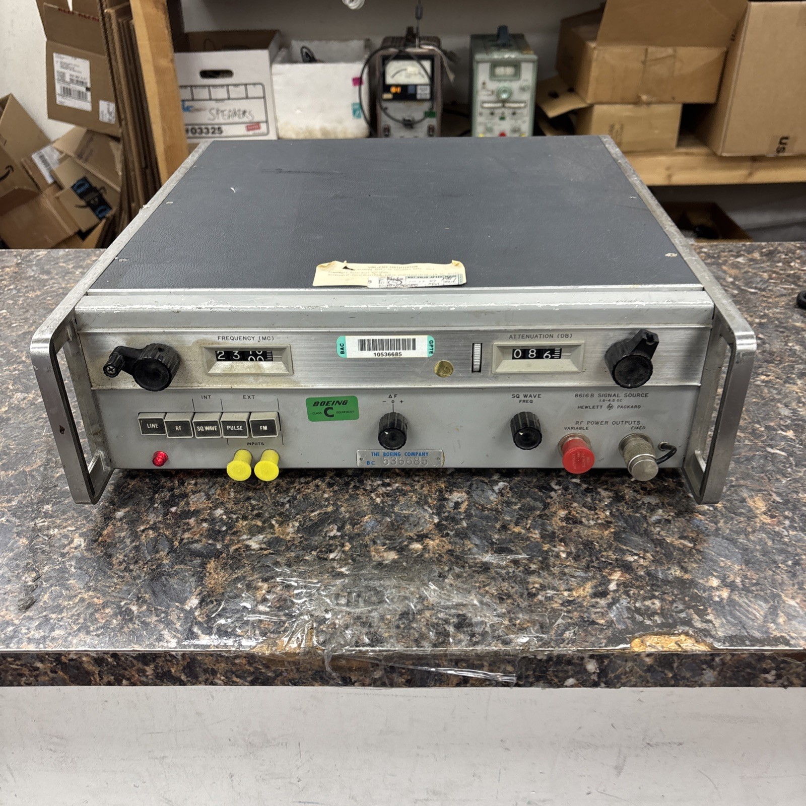 Vintage Hewlett Packard HP 8616B Signal Source RF Signal Generator -Powers - OF1