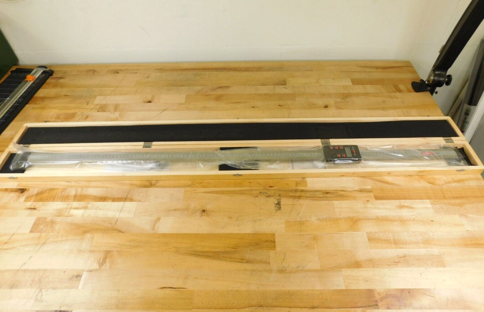 SPI Electronic Vertical Linear Scale 40\ SPI Electronic Vertical Linear Scale 40\