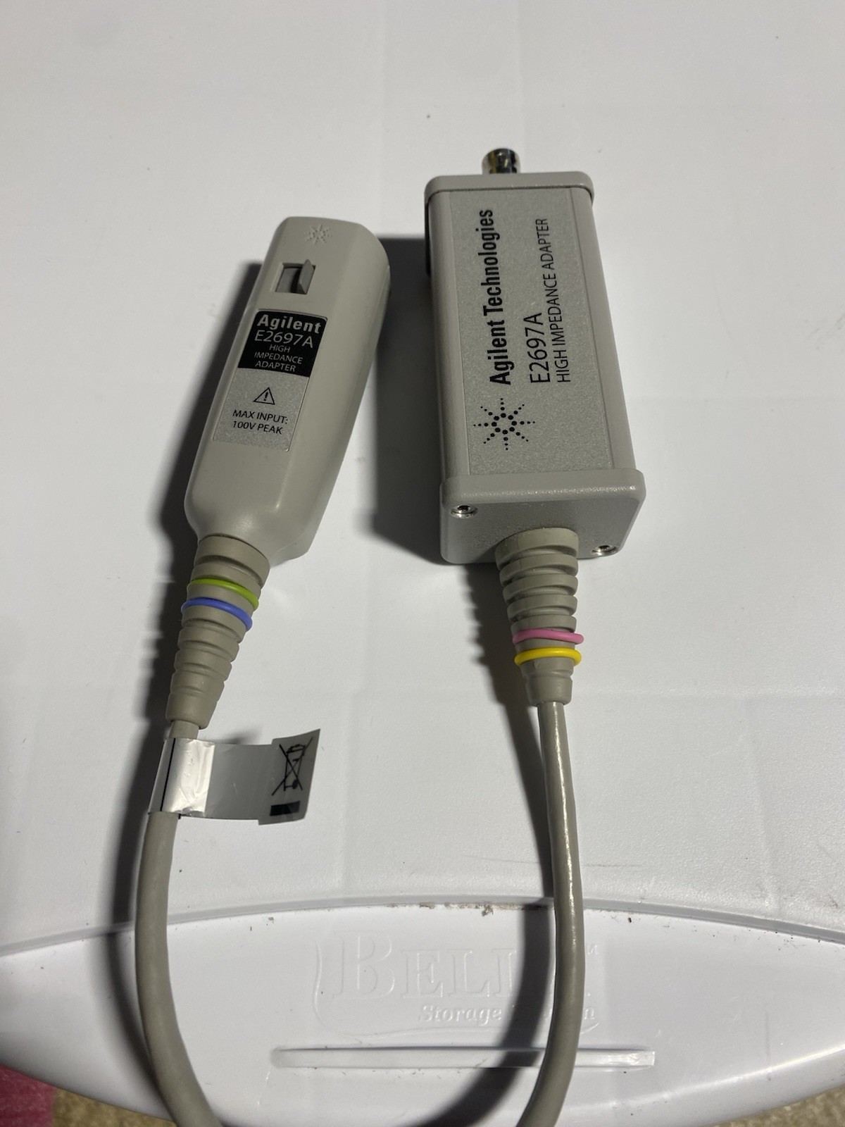 Agilent E2697A 500MHz High Impedance Adapter Agilent E2697A 500MHz High Impedance Adapter