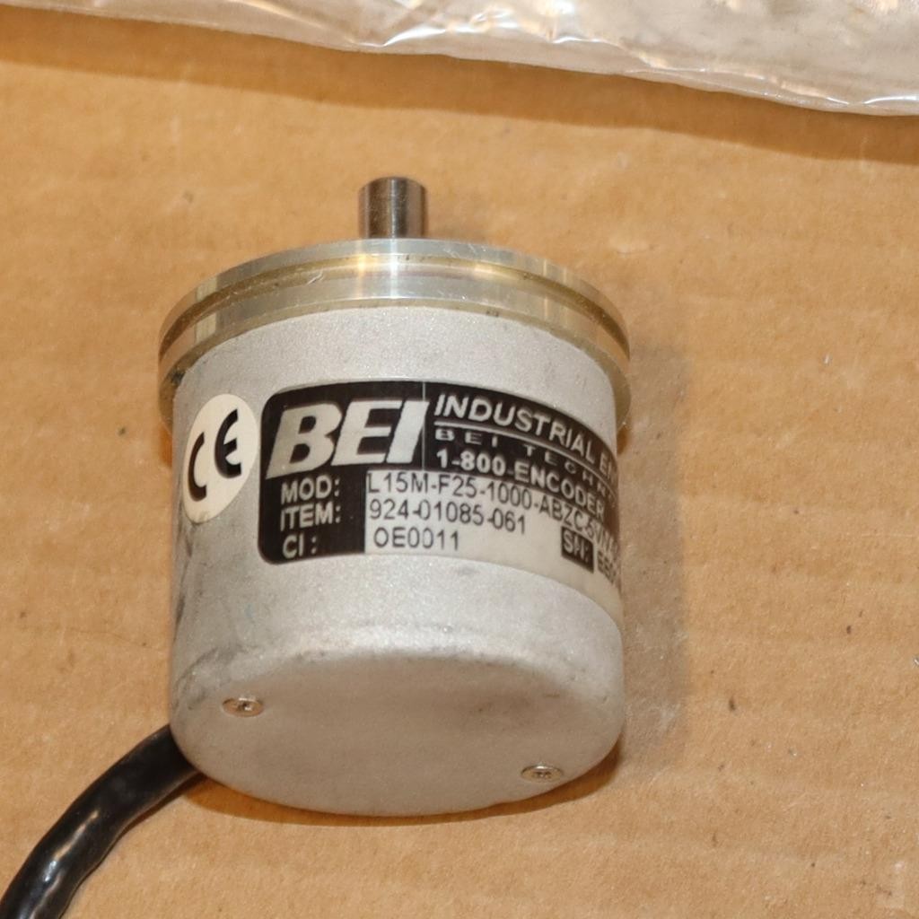 BEI INdustrial Encoder Motor 924-01085-061  L15M-F25-1000-ABZC-5V/V-SC36-S
