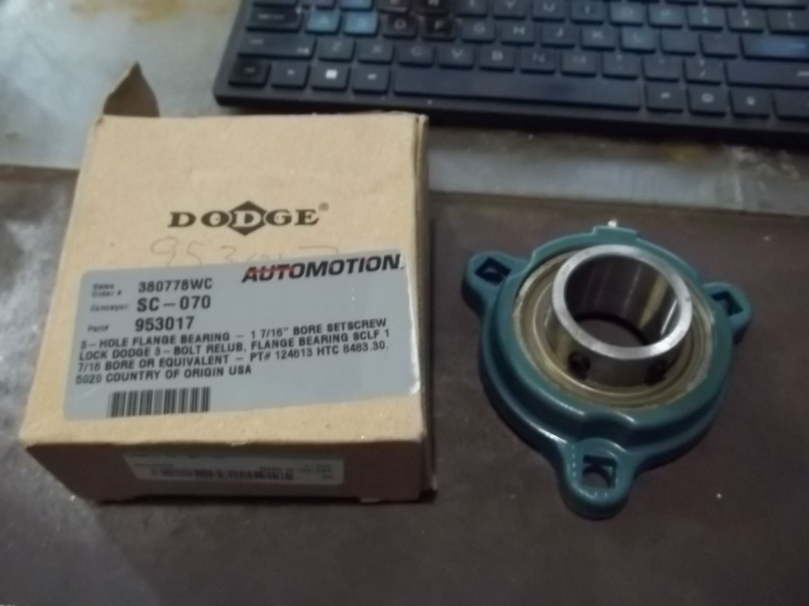 NIB DODGE 124613 126759 3-HOLE FLANGE BEARING 1-7/16\