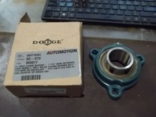 NIB DODGE 124613 126759 3-HOLE FLANGE BEARING 1-7/16