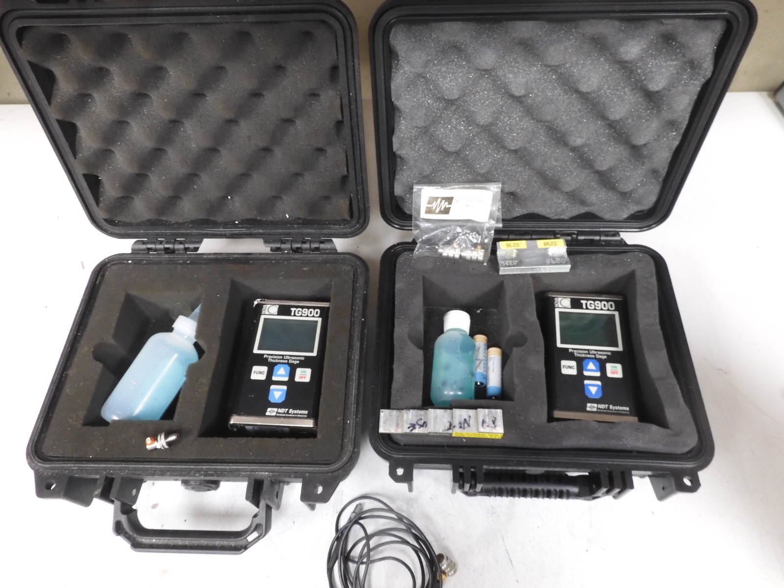 NDT Systems - TG900 Ultrasonic Thickness Gages w/ probes - PARTS/REPAIR - QL34